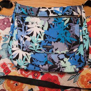 Vera Bradley Crossbody/ShoulderCamoforal Bag w/ Adjustable Strap New Never Used